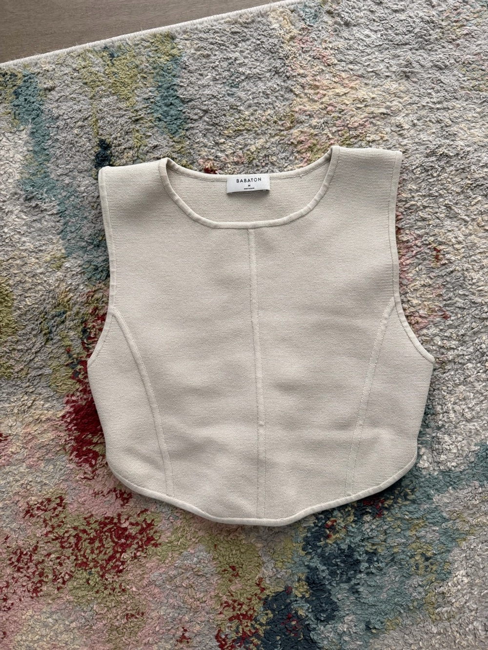 Babaton Aritzia Medium Cream Textured Structured Cropped Shell